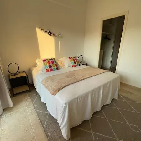 Apartman Confortable T2, Parking Prive Dans Securisee *