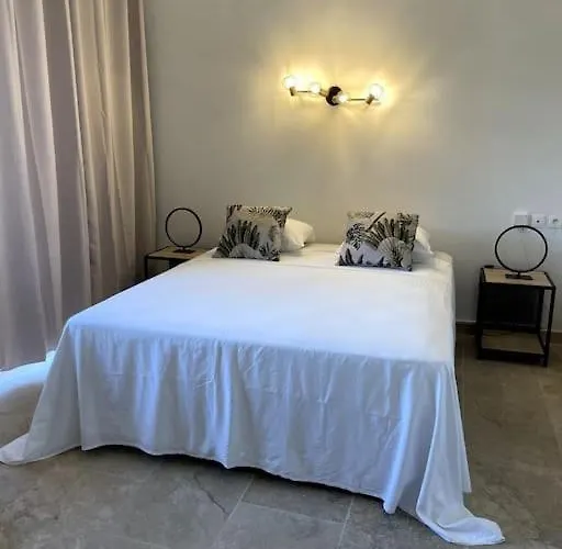 Confortable T2, Parking Prive Dans Securisee Villeneuve-Loubet