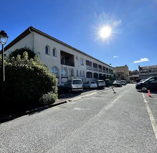 Confortable T2, Parking Prive Dans Securisee * Villeneuve-Loubet